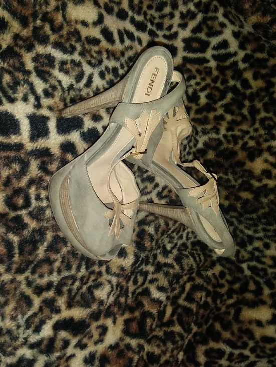 Fendi Taupe Suede T-Strap Platform Sandal - Picture 6 of 7